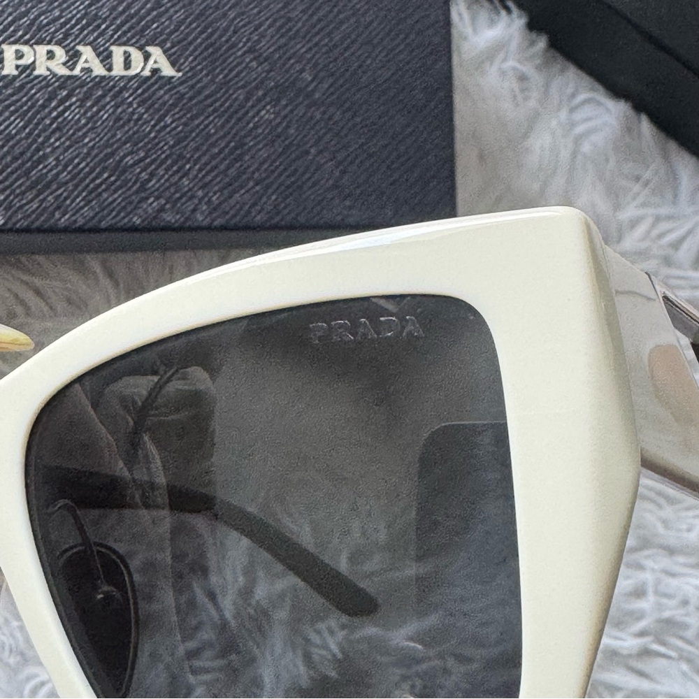 Prada Ivory White Sunglasses Oversized - Picture 9 of 13